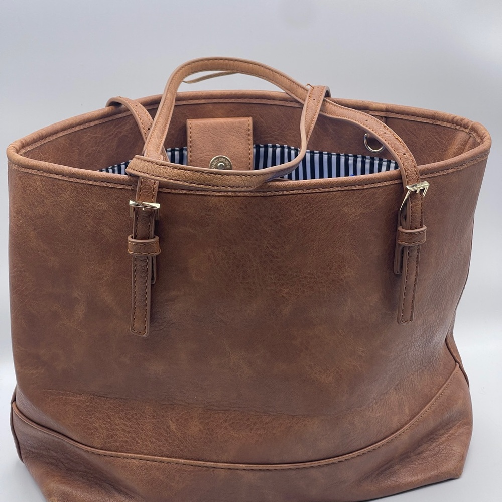 Urban Expressions Tan Tote Bag